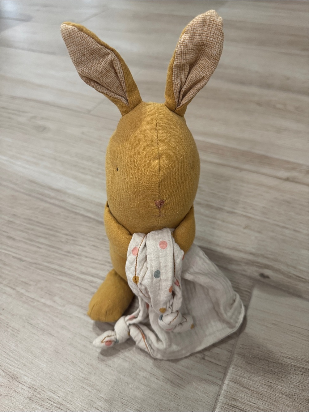 Maileg - Lullaby Friends, Bunny - Dusty Yellow